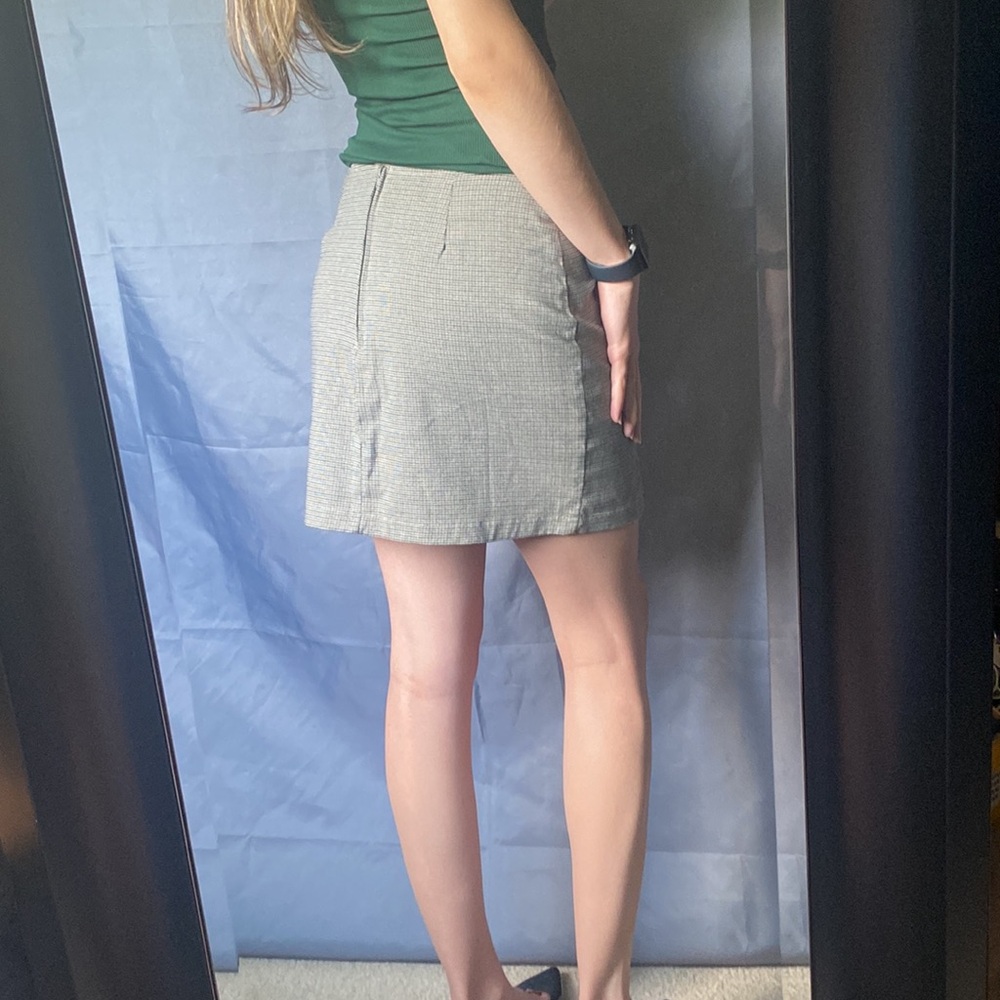 Gray Pencil Skirt - Picture 4 of 9